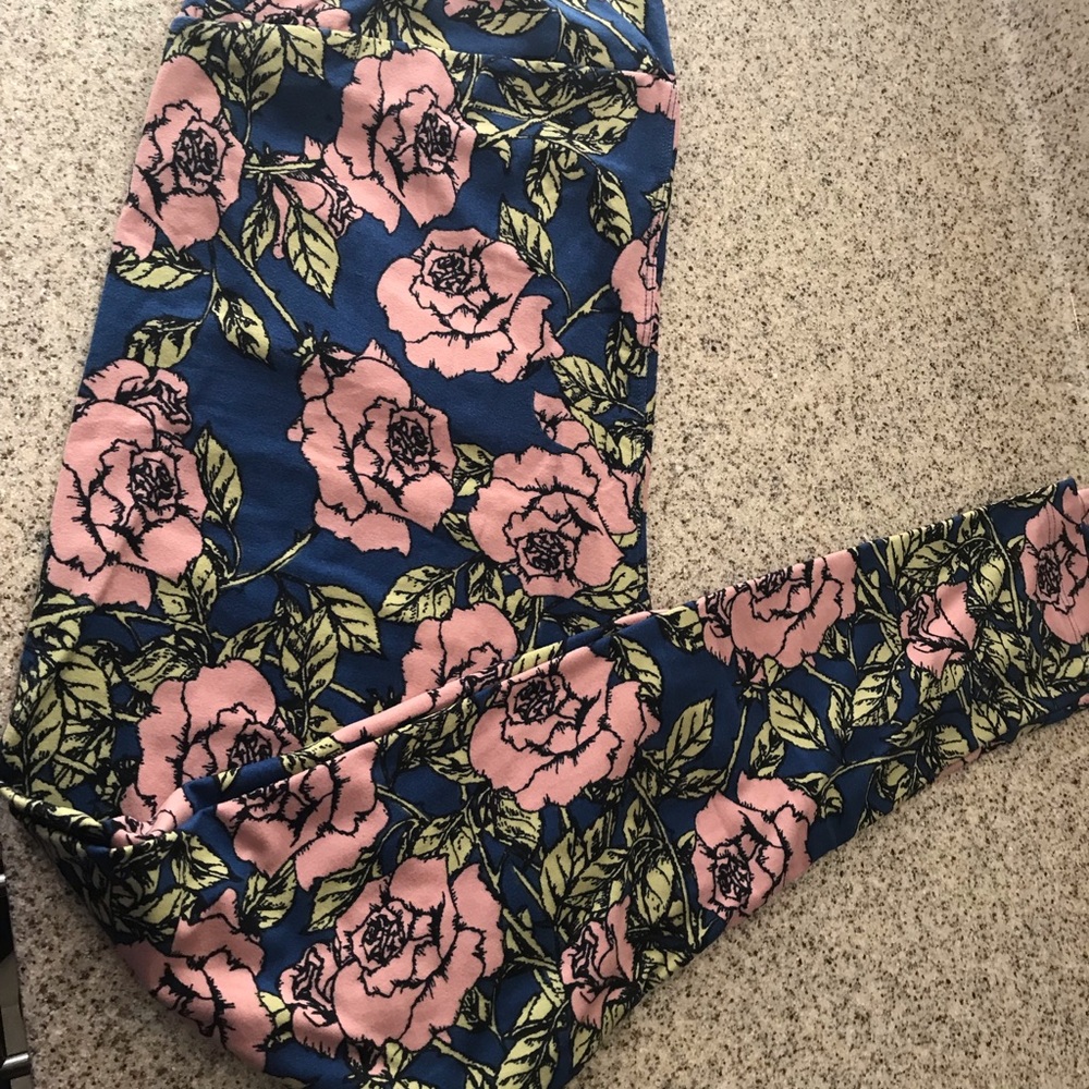 LuLaRoe TC leggings - never been wore